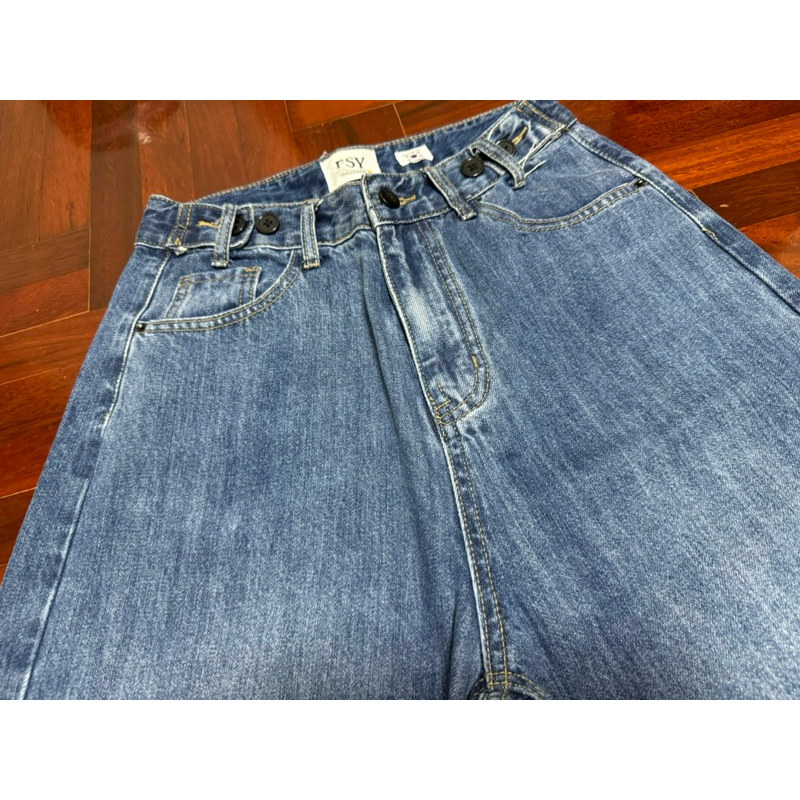 พร้อมส่ง - ยีนส์ FSY Korea แท้