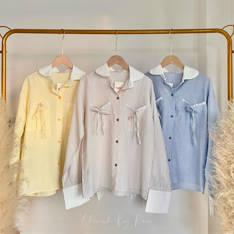 [Candy shirt ] เสื้อเชิ้ตลายทางเล็ก มีกระเป๋า 2 ข้าง