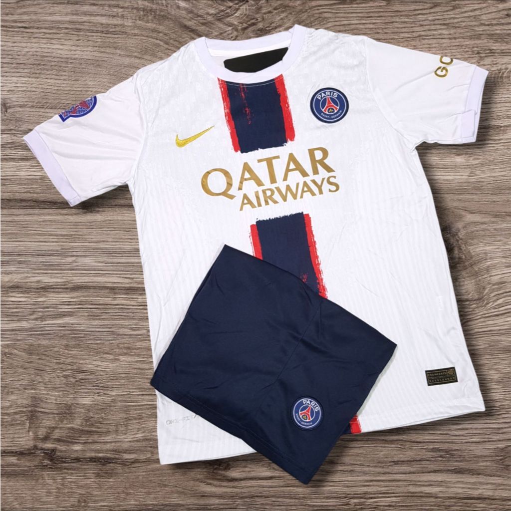 ชุดฟุตบบอล Paris รุ่นใหม่ลา่าสุด 2024-25 ชุดผู้ใหญ่ ไซส์ M - L - XL (เสื้อ + กางเกง)