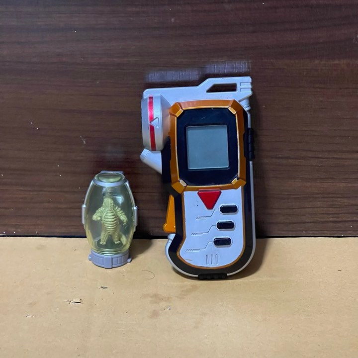 DX GUYSMemory Display Ultraman Mebius แคปซูลสุ่ม[ของเล่น ของหน่วย GUYS อุลตร้าแมน เมบิอุส จากเรื่อง 