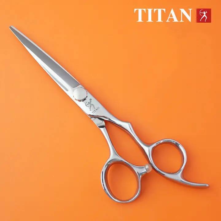 กรรไกรตัดผม Titan CN60  6.0 นิ้ว งาน CNC มือขวา  2025