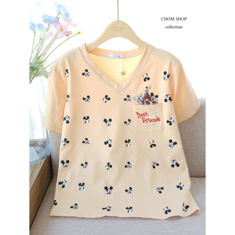 พร้อมส่ง เสื้อยืด เสื้อผู้หญิง ป้ายChom อก42 ยาว25 คอวี แขนสั้น ผ้ายืด ผ้าเด้ง งานสกรีน+งานปักลายน่ารักๆ ดีเทลการออกแบ