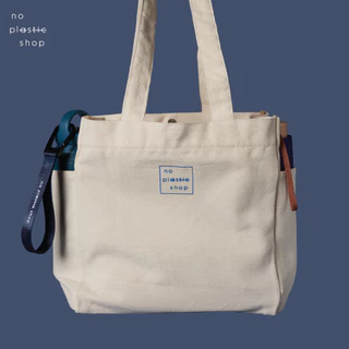 Everyday Tote Bag กระเป๋าผ้ารักษ์โลก canvas แข็งแรง ทนทาน อเนกประสงค์ มีช่องใส่ขวดน้ำ มี 5 สี