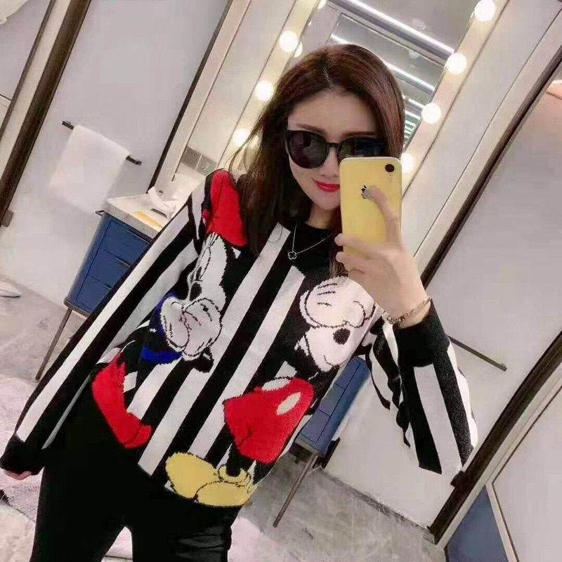 เสื้อไหมพรม ทอลาย Mickey & Minnie Mouse น่ารัก Free Size : Bust 36-42” Length 23”