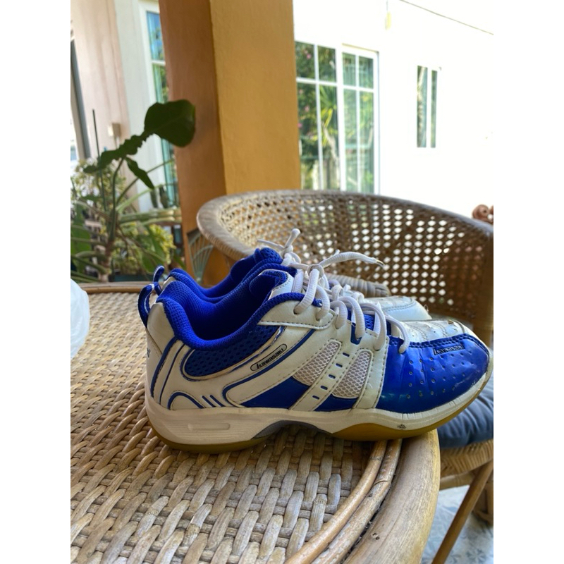 รองเท้าแบด kawasaki มือ2 ไซส์37