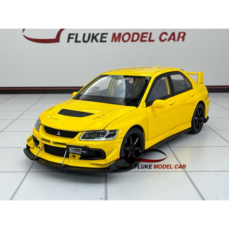 [ มีจัดส่งแบบด่วน ] โมเดลรถ Mitsubishi Evo 9 1:32 มีฐาน มีไฟ มีเสียง โมเดลรถเหล็ก