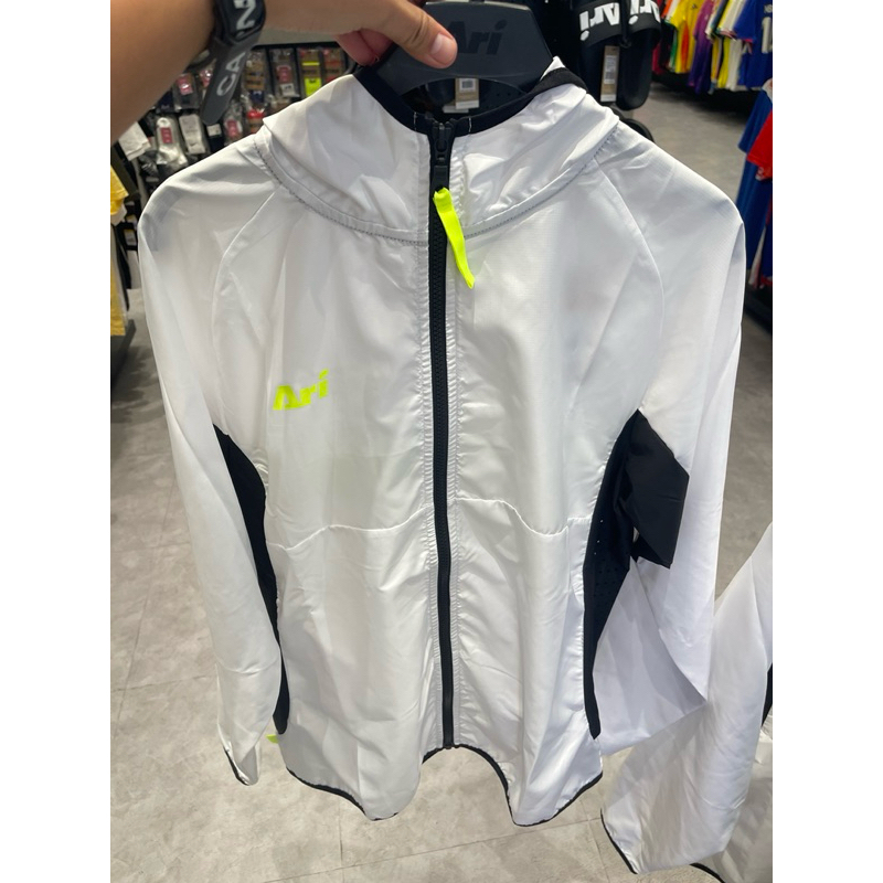 พร้อมส่ง • Ari Winter 2024 Windbreaker Jacket