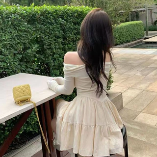 เดรสสั้น สีดำ แขนยาวเปิดไหล่ กระโปรงเย็บระบายเป็นชั้น ผ้าเด้งทิ้งตัว เดรสไปคาเฟ่ Dress ไปเที่ยวผับ #9066