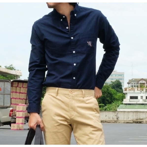 era-won เสื้อเชิ้ต ทรงปกติ Oxford Shirt collection “ART TOY" แขนยาว คอปก สี Navy