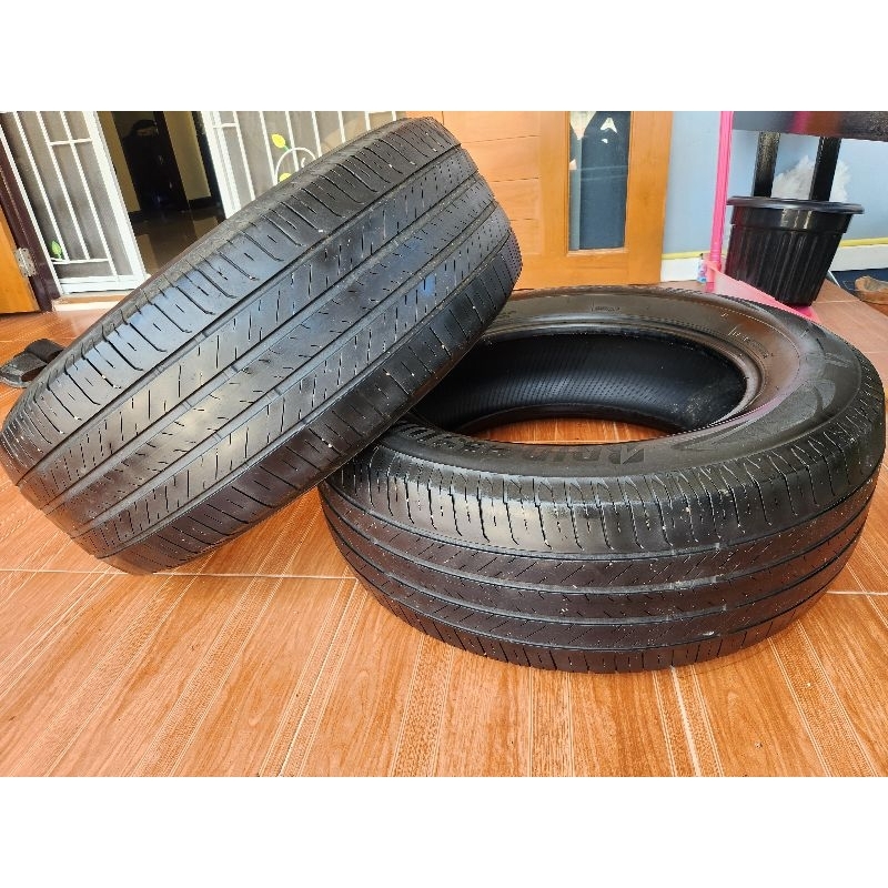 ยาง Bridgestone 265 60 R18 ปี20 มือสอง