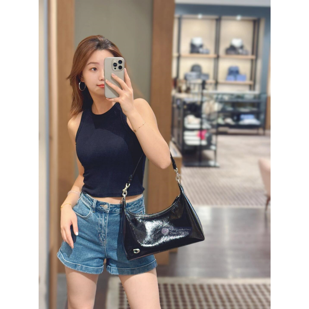 แท้💯% outlet Juliet 30 ปิดซิป สายสะพายไหล่ปรับระดับได้ กระเป๋าสะพายไหล่ขนาดใหญ่ของผู้หญิงหนังวัวเคลือบเงากระเป๋าถือสีทึบ