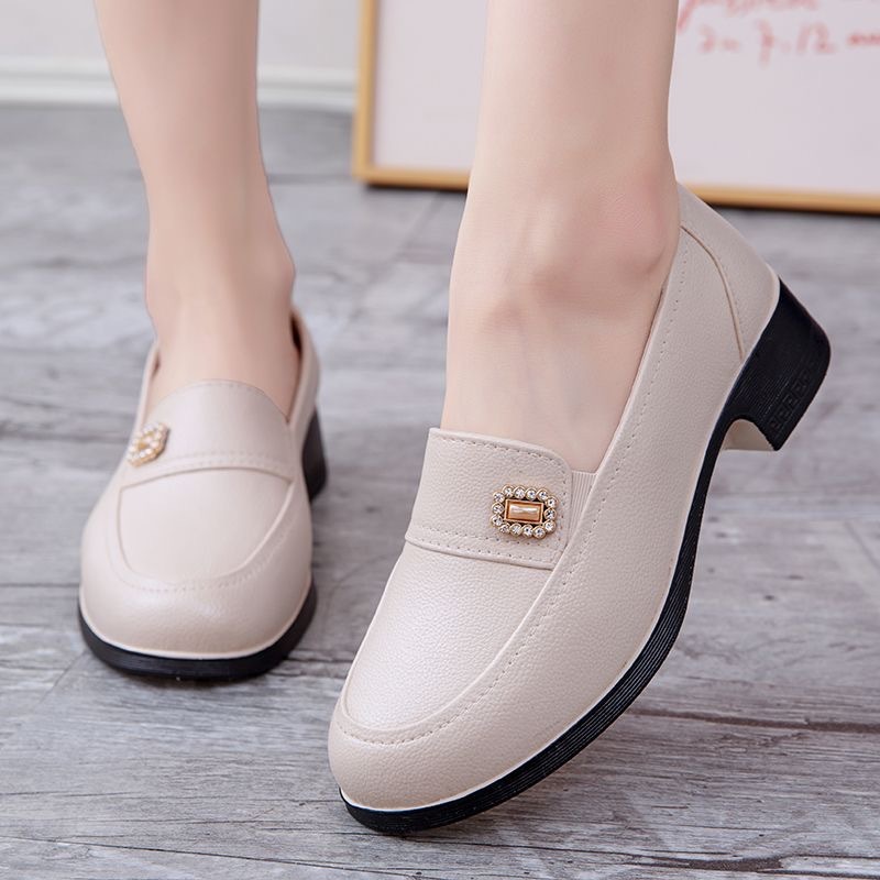 รองเท้าคัชชูหนังนิ่มหัวมน ส้นตึก สูง3-5 cm  2507