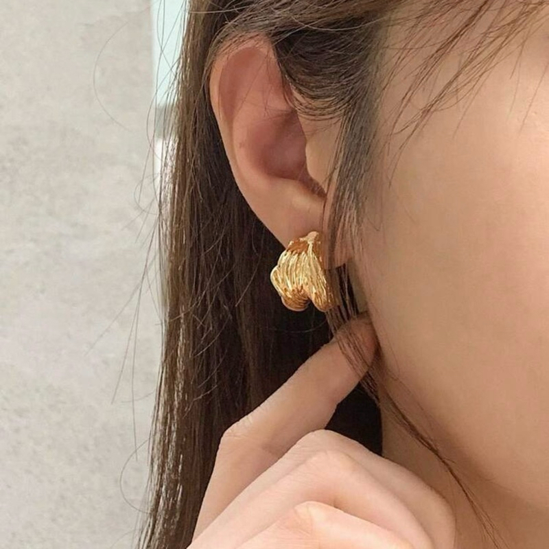 MORNINGDAISY ต่างหูโลหะสีทองแบบเสียบ