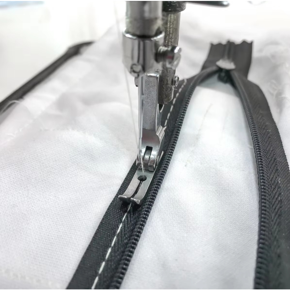 ตีนผีตะเกียบ ตีนผีเย็บผ้ายืด ตีนผีซิป สำหรับจักรเย็บอุตสาหกรรม P363 - รูปที่ 3