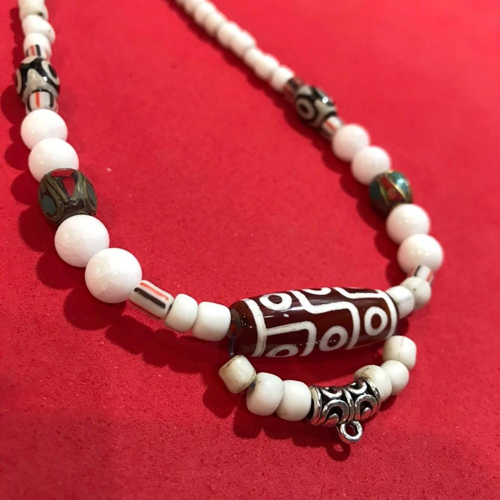 ช้างกระบี่ สร้อยคอ เส้นที่132 สร้อยคอหินลูกปัดโบราณ โชว์เม็ดหินทั้งเส้น ยาว24นิ้ว