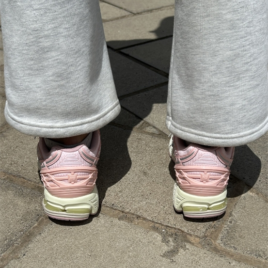 New Balance NB 1906R pink (ของแท้ 100%💯)