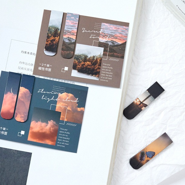 ที่คั่นหนังสือแม่เหล็ก bookmark ที่คั่นกระดาษ ที่คั่นหนังสือ แบบแม่เหล็ก ลายทิวทัศน์ ของขวัญปีใหม่