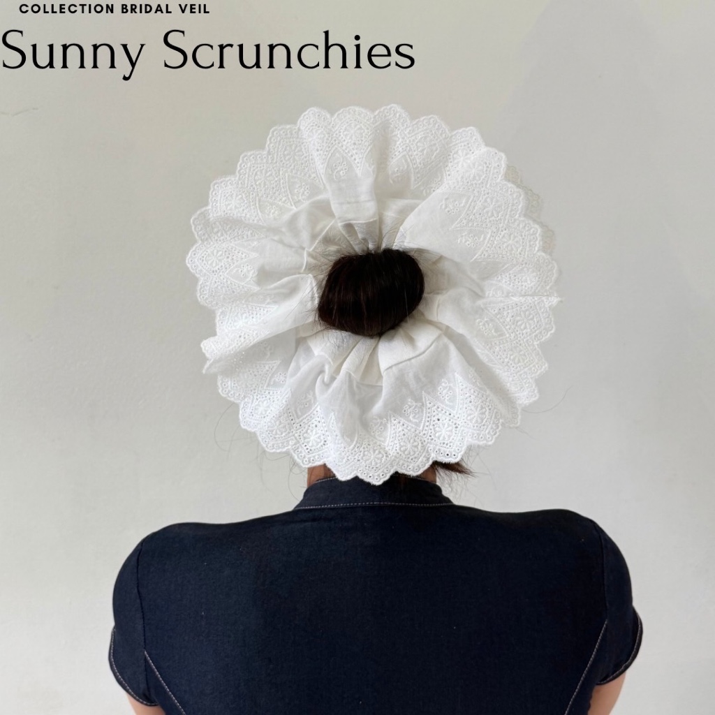 ยางรัดผม Sunny Scrunchies (Oversized)  Collection Bridal Veil ยางรัดผมมีระบาย