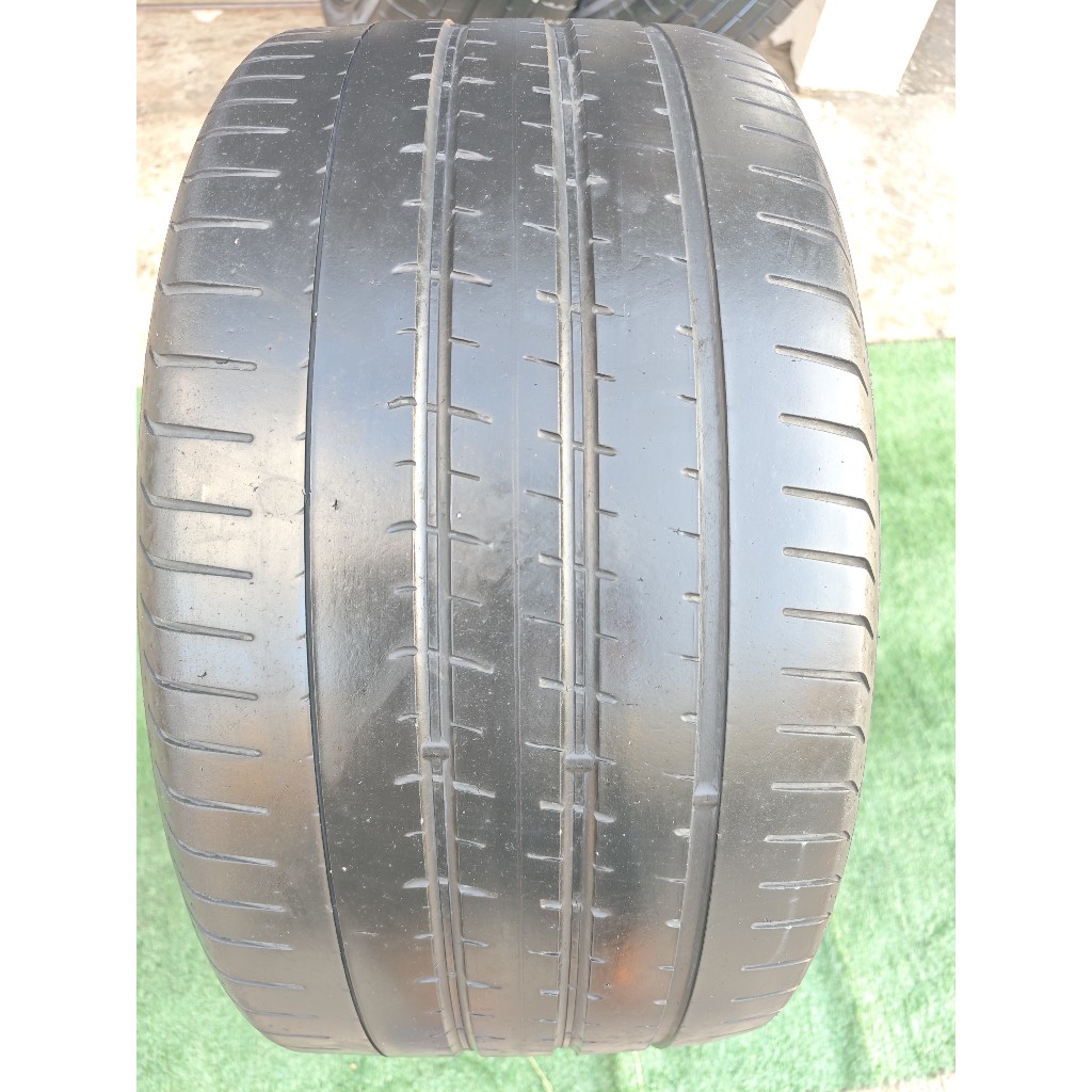 PRL 315 30 R22 y21 pa ยางเปอร์เซ็นต์ Pirelli  ขนาด 315 30  R22 ยางปี 21 ดอกยางสวยมีปะ 1 เส้นราคาเส้น