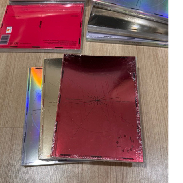 (พร้อมส่ง) อัลบั้ม ateez – golden hour pt. 2 photobook version ราคา ถูกที่สุด ดีลบีเคเค แกลเลอรีภาพที่ 2