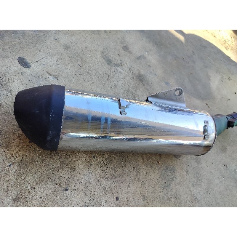 ปลายท่อเดิม CBR 300R คอ+ปลายท่อ พร้อมใช้งานสภาพสวยไม่ผุ