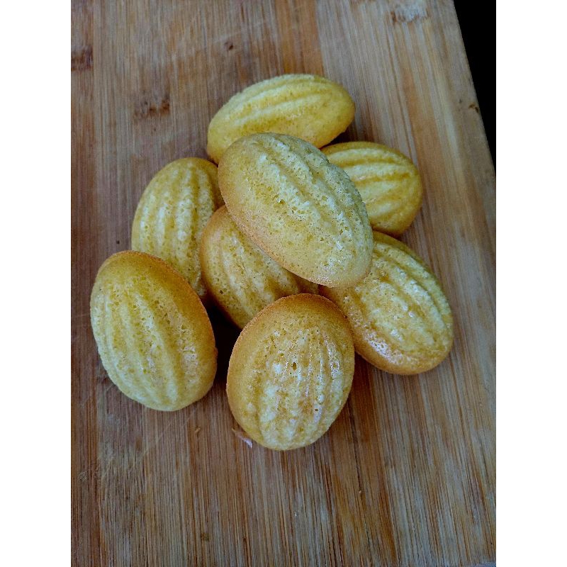 ขนมไข่คีโต KETO(  กล่อง 8ชิ้น )กรอบนอกนุ่มใน  หอมเนยสด คีโต เบาหวาน คลีน ทานได้ ไม่อ้วน☺️