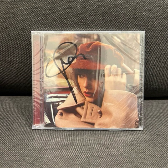 (ซีลพร้อมส่ง) Taylor Swift | Red (Taylor’s Version) signed cd