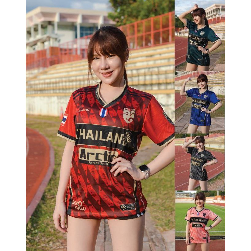 พร้อมส่ง เสื้อกีฬาพิมพ์ลาย คอวี แขนสั้น AV.011