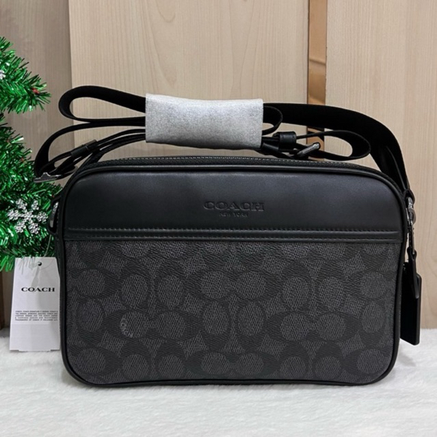 ^-^ส่วนลดXtra แฟชั่น 30%+ส่วนลดร้านค้า 5%: พร้อมส่ง แท้100% COGRAHAM CROSSBODY IN SIGNATURE CANVASสะดายข้างชาย