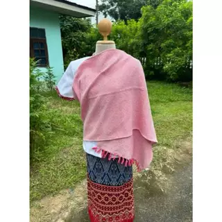 ผ้าคลุมไหล่ทอมือ(1ผืน)ผ้าฝ้าย กว้าง50ซม.ยาว210ซม 💐ทักแชทถามสีได้จ้า💐 สินค้าพร้อมส่ง