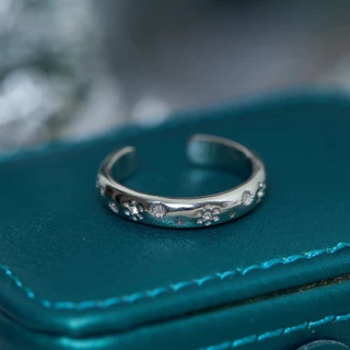 earika.earrings - sparkle snowflake ring แหวนเกล็ดหิมะ วัสดุสแตนเลส (stainless steel) ใส่อาบน้ำได้ เหมาะสำหรับคนแพ้ง่าย