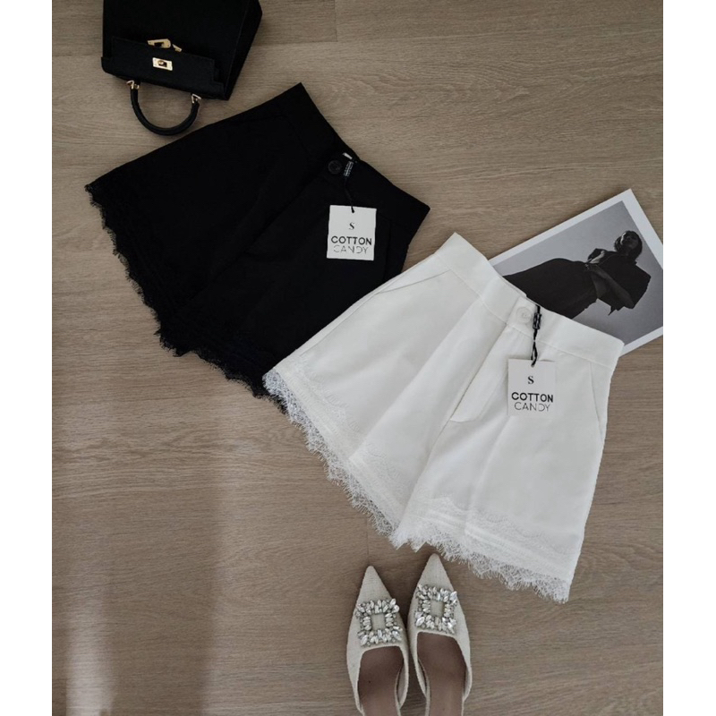 #COTTON CANDY 🍭กางเกงขาสั้นขอบลูกไม้ New. Zandra korea  pants