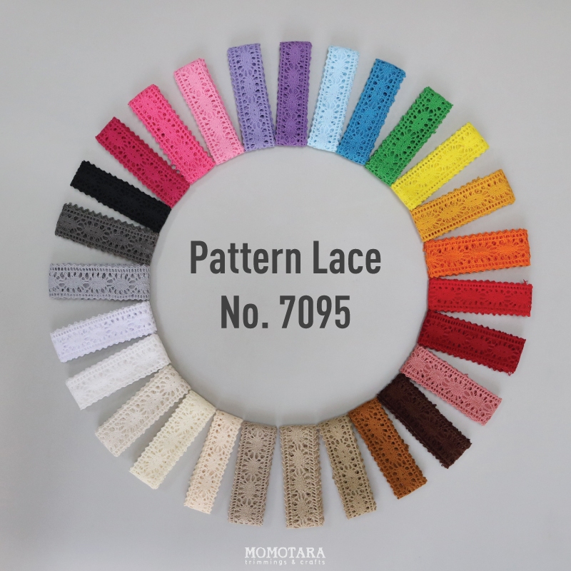 MOMOTARA No.7095 ลูกไม้ ทอลาย ไหมกึ่งเงา ขนาด 2.5 CM ยาว 18 หลา ริบบิ้นผ้า