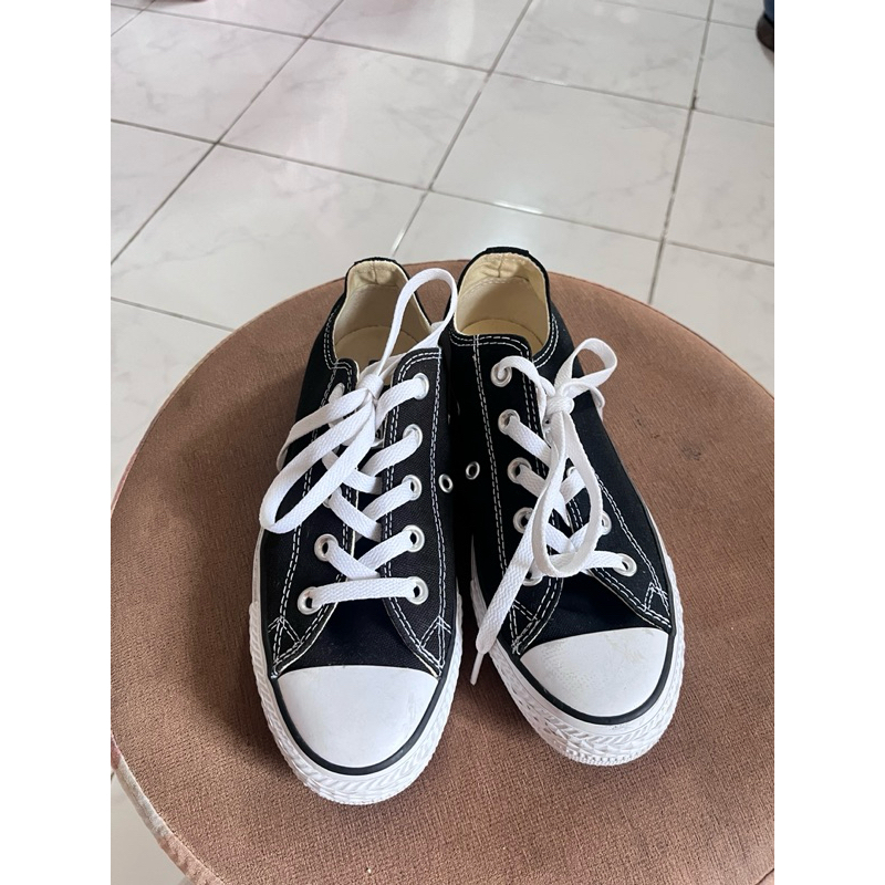 รองเท้า converse ของแท้