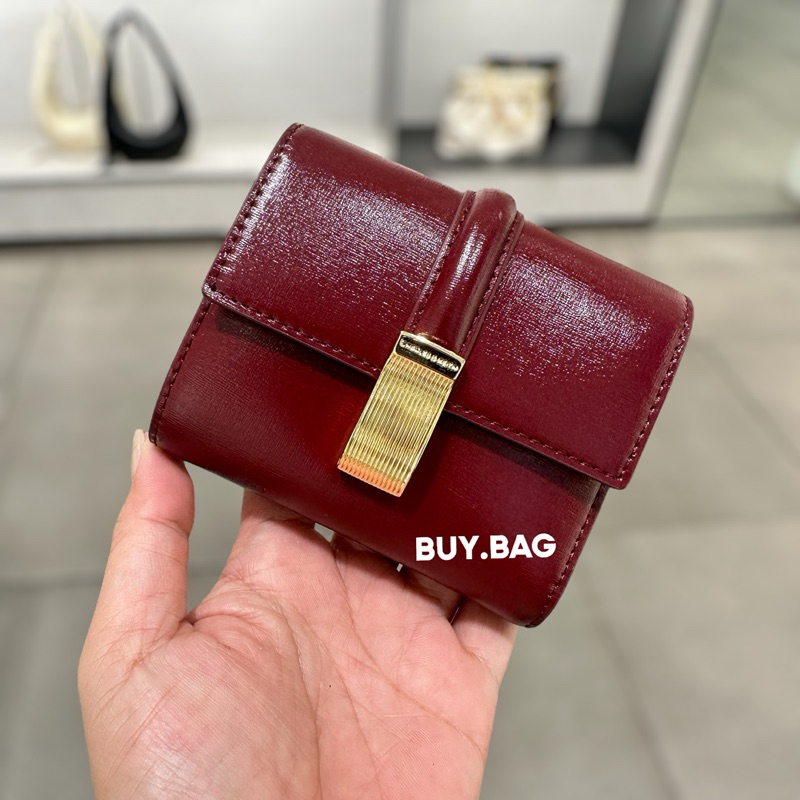 CHARLES & KEITH (ใช้โค้ดลด30% ) CK6-10770656 กระเป๋าสตางค์ใบสั้น