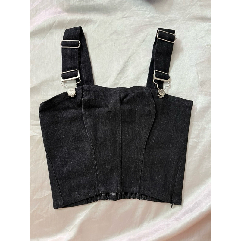 melt.inmoment สายเดี่ยวยีนส์ดำ new in pack