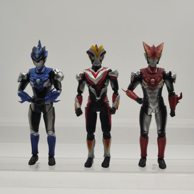 แท้💯มือ2 ขอรูปเพิ่มก่อนซื้อ SHF Ultraman Ginga S Victory S.H.Figuarts Ultraman Rosso Flame & Aqua Bl