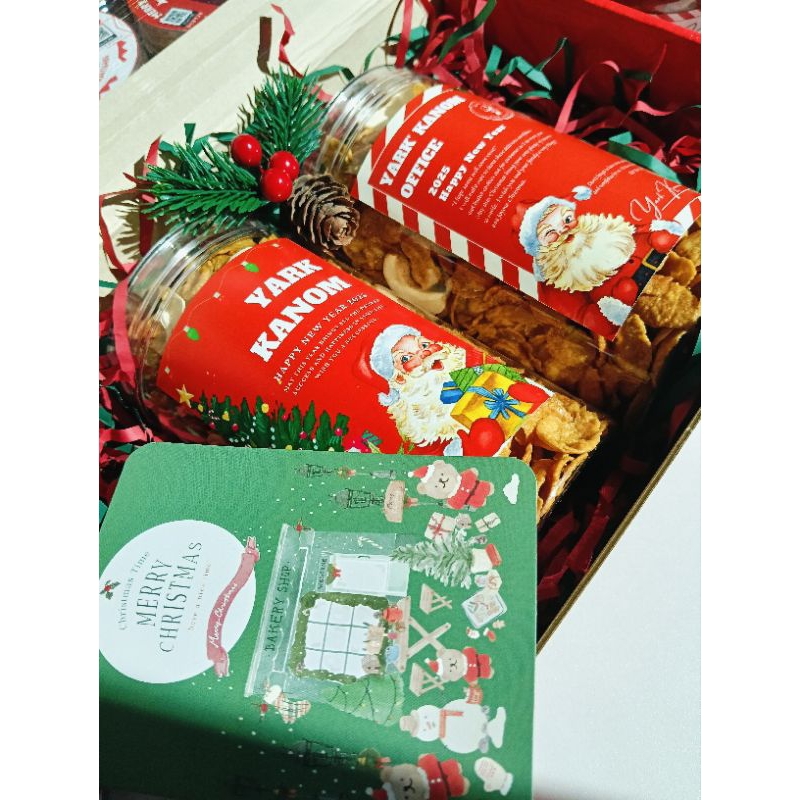 Yark​ Kanom​ ขนมคอน​เฟลก​คาราเมลน้ำผึ้งแท้​ คริสต์มาส​