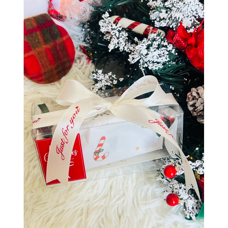 พร้อมกล่องของขวัญ ผูก (งั๊บใหญ่) 10ซม.ติดอักษร+ตกแต่ง แจ้งสีในแชท อ่านรายละเอียดก่อนสั่งซื้อ ถามสต๊อกสีกิ๊บก่อนได้นะคะ
