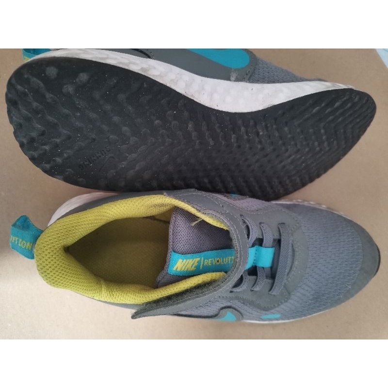 nike shoes kids *แท้*
