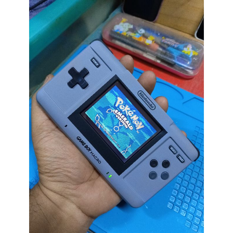 NINTENDO GAMEBOY MACRO XL