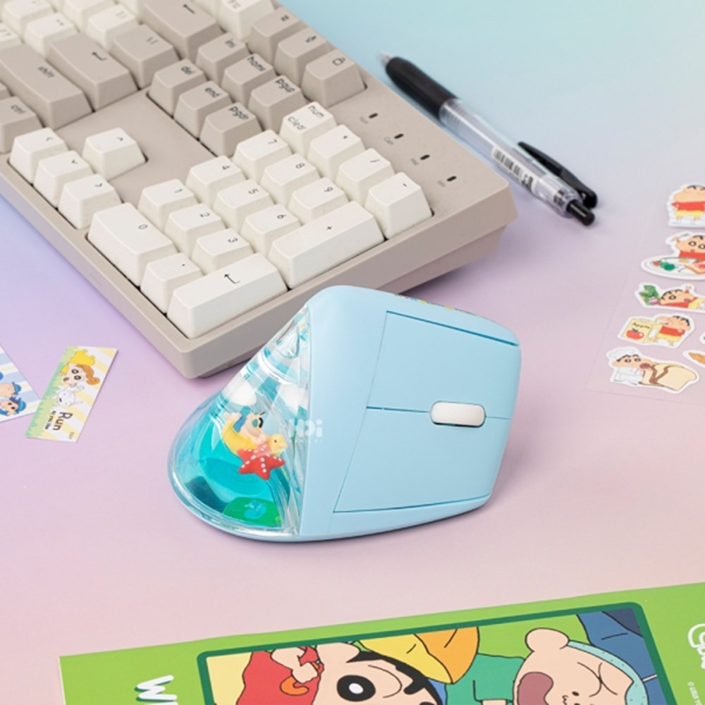 ( พร้อมส่ง ) Crayon Shin-chan Vertical Mouse เมาส์ไร้สายทรงตั้ง ชินจัง