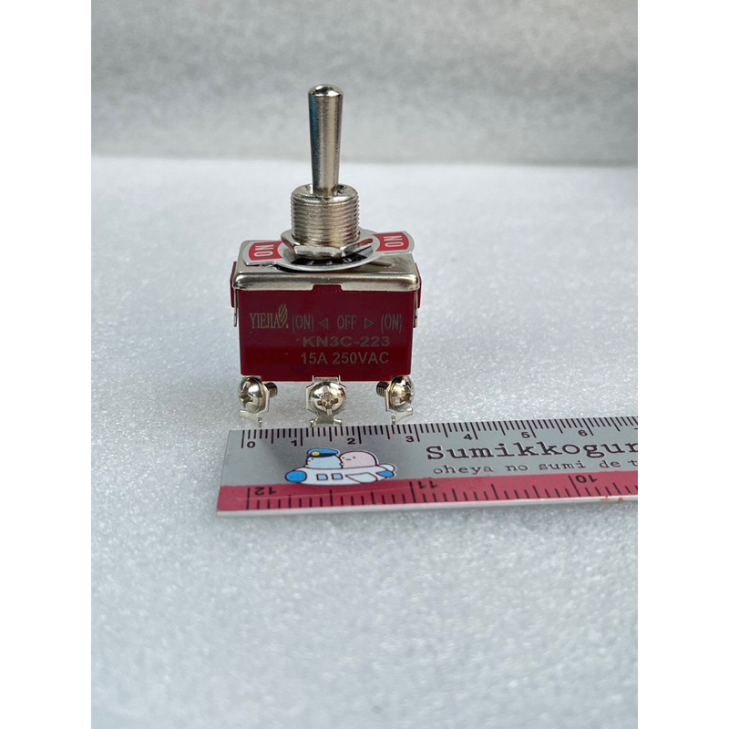 KN3C-223 (แพ็ค1ตัว) สวิทช์โยกเด้งกลับ ไม่ล็อค Toggle Switch 15A250V  ON-OFF-ON 6ขา สวิทช์ไฟแบบสับขึ้นลง สินค้างานเกรด