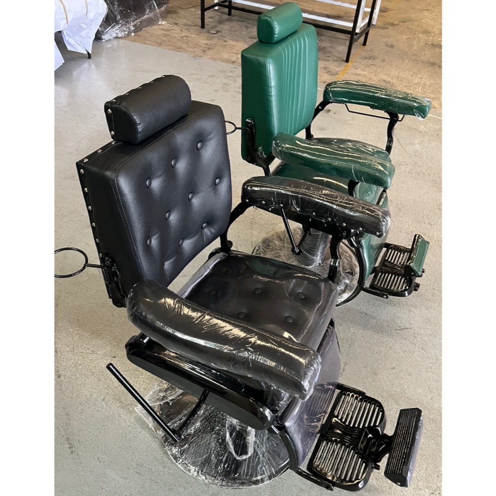 เก้าอี้บาร์เบอร์   เก้าอี้ตัดผมชาย วินเทจ   รุ่นใหม่    สวยและดูดี  แข็งแรง  สินค้ารับประกันคุณภาพ