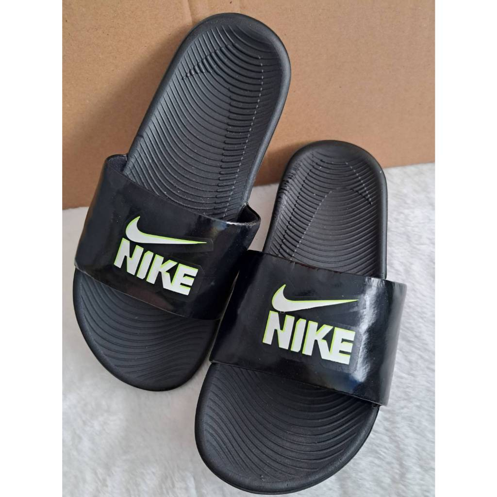 รองเท้าแตะแบบสวม ไนกี้ size:35/22 cm พื้นเดิม น้ำหนักเบา #มือสอง 309