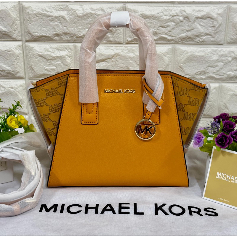 👜 MICHAEL KORS แท้งานมือ1 ขนาดฐาน9นิ้ว 🎉 💯 Sale สุดๆ Sาคา 3,500บาท ส่งฟรีทั่วไทยค่ะ ✅