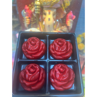 ขนมดอกกุหลาบแดง 4 ดอก