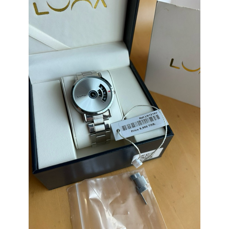 นาฬิกา Luna watch สภาพใหม่