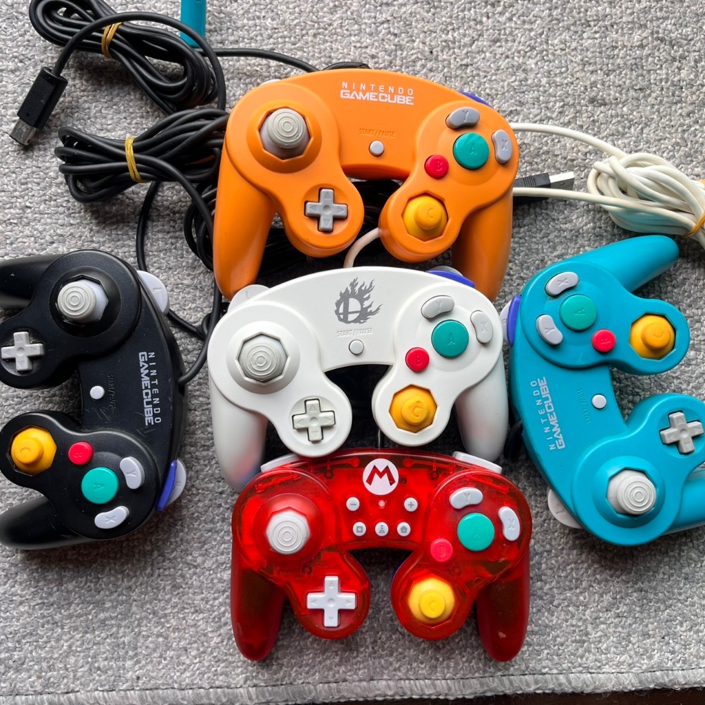 จอยคิวส์ นินเท็นโด้ แท้ Nintendo Gamecube Controller and compatible Joy