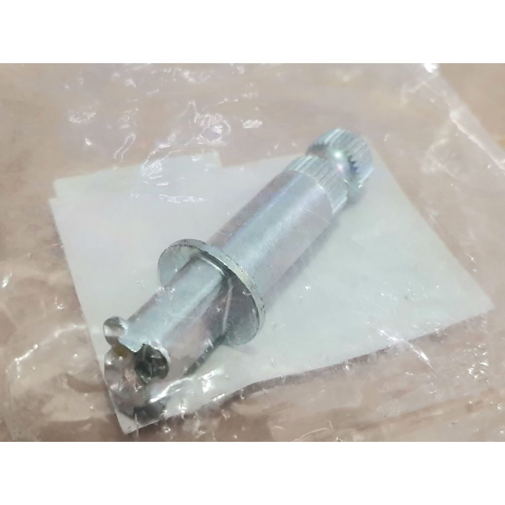 แกนลูกเบี้ยวเบรคหลังคลิก110 คาบู Click110 คาบู แท้ศูนย์ 43141-KVB-900